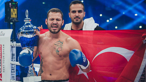 'Avatar' Atakan'dan müthiş nakavt !