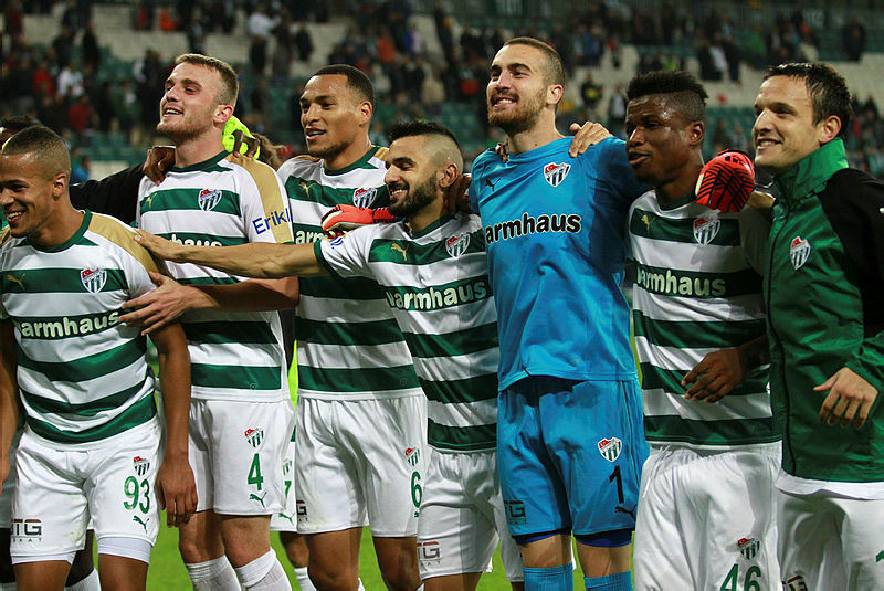 Beşiktaş'tan ülke puanına büyük katkı !