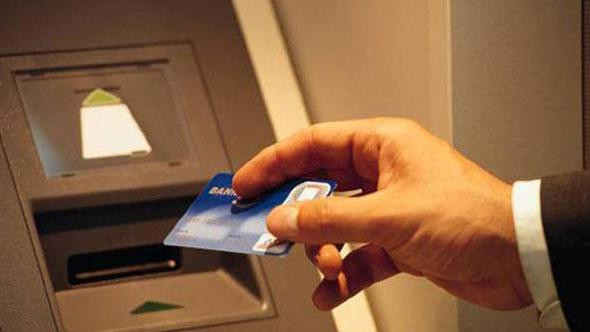 Bankanın açığını bulan ATM fareleri 9 milyon TL çekti