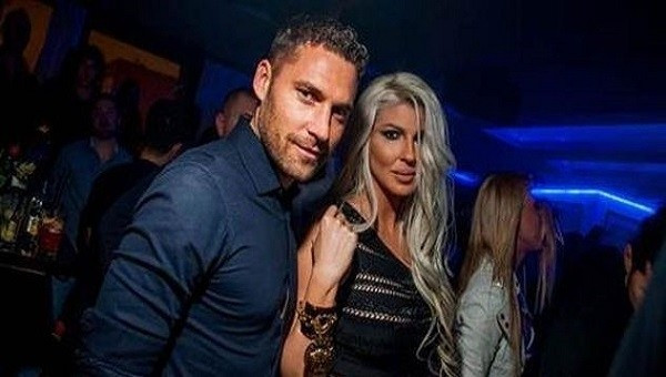 Taraftardan Tosic'in eşine: Tosic'le seks yapma !