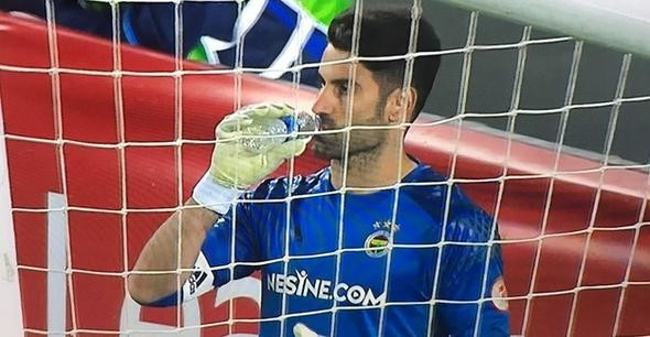 Volkan: ''Her penaltıdan önce su içtim çünkü...''