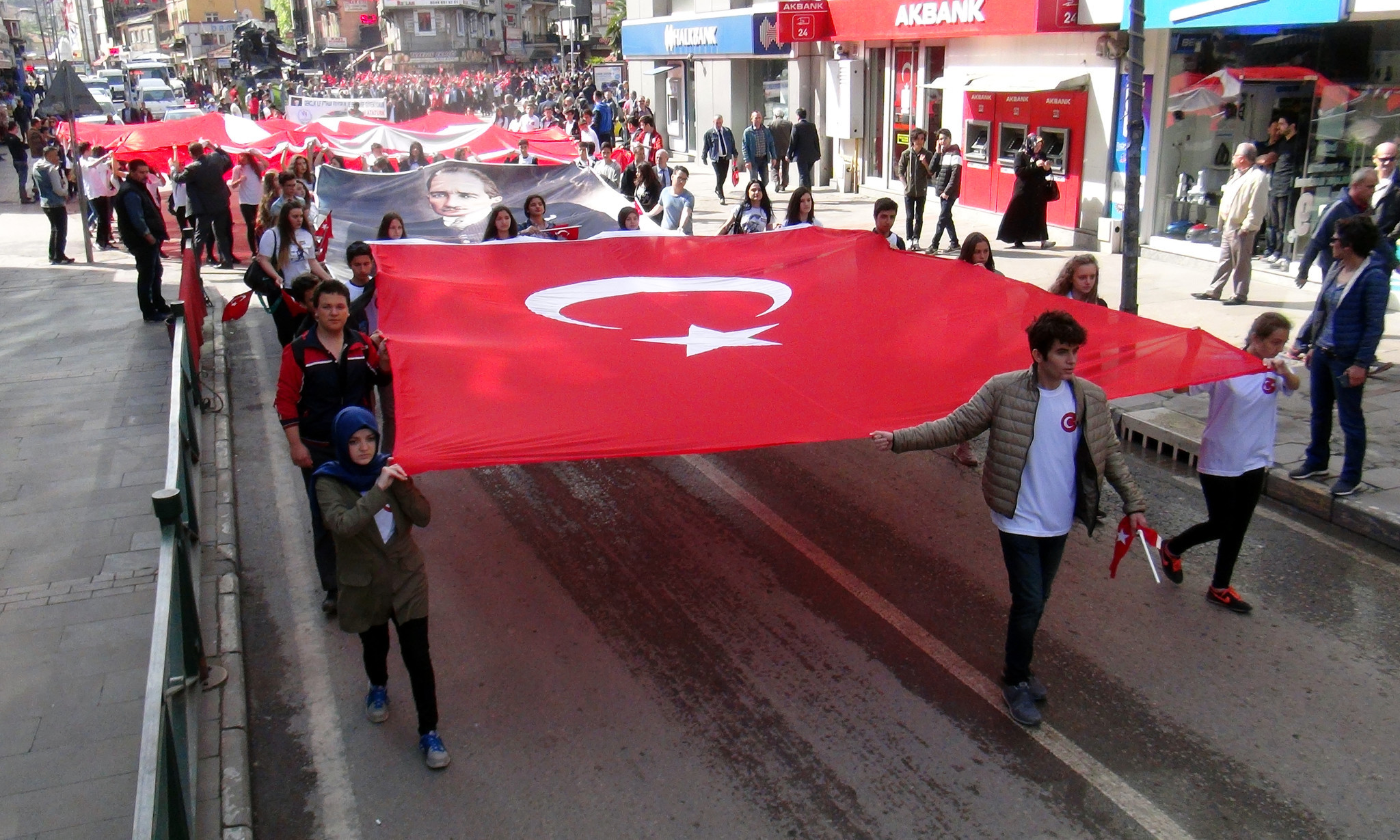 Yurtta 19 Mayıs coşkusu