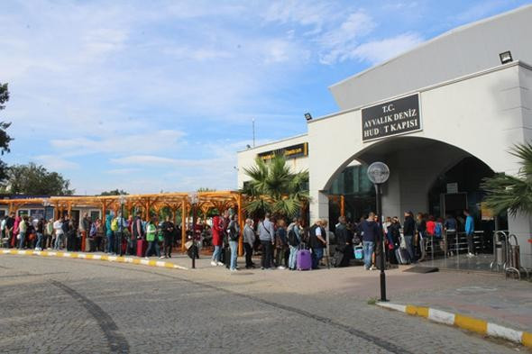 İki şehir kızıla büyündü