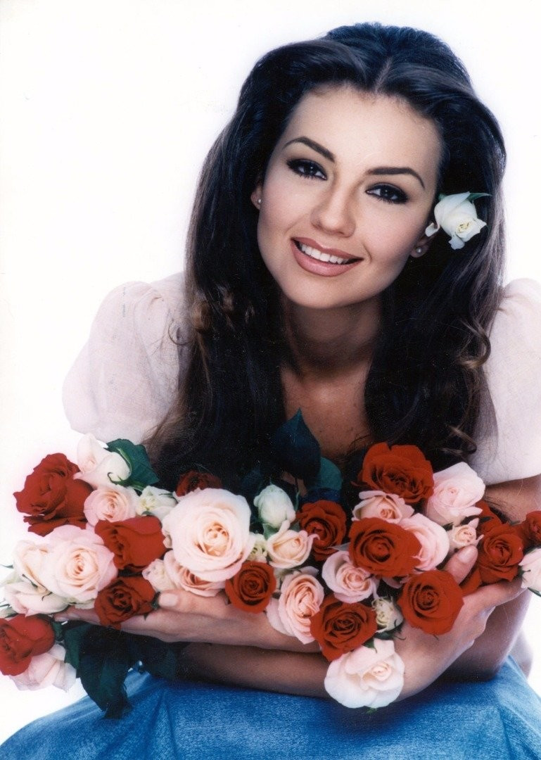 Rosalinda�nın başrol oyuncusu Thalia�nın son hali Haber3
