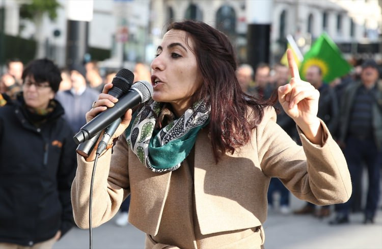 HDP'li vekilin milletvekilliği düşürüldü