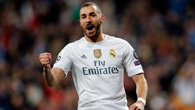 Yıldız futbolcular Türkiye'de hangi takımları tutuyor ?