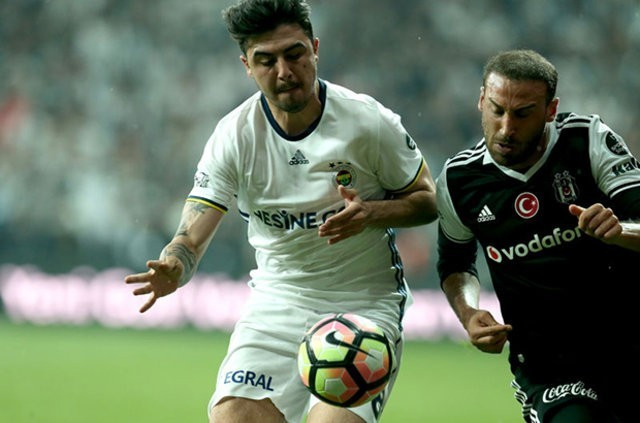 Ozan Tufan için iki kulüp yarışıyor