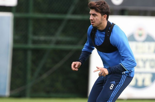 Ozan Tufan için iki kulüp yarışıyor
