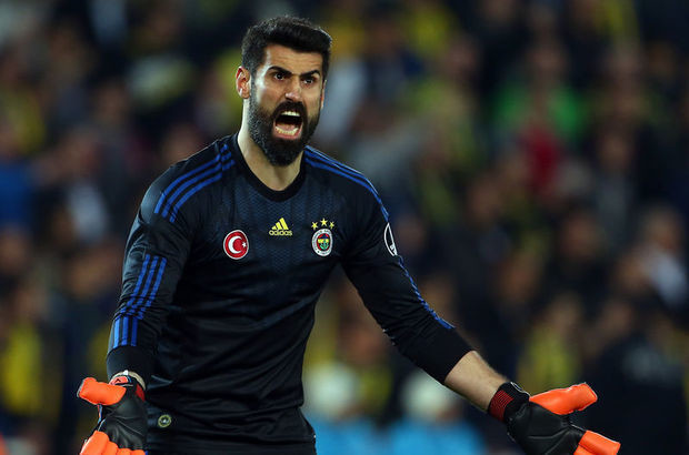 Volkan Demirel Colombus Crew'le görüşüyor