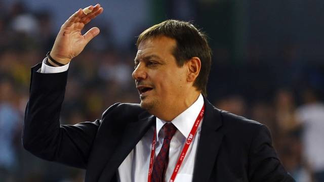 Ergin Ataman'dan Dursun Özbek'e sert sözler !