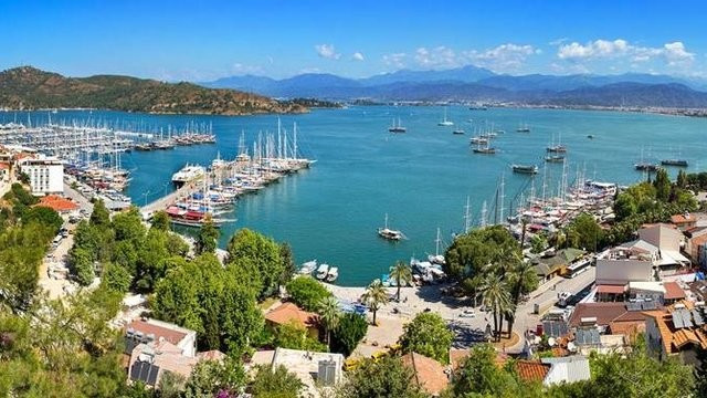 Avşa Adası'nda boş yer kalmadı 