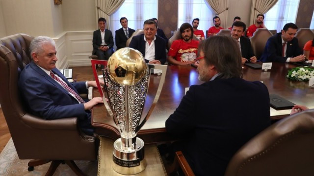 Göztepe'den Başbakan Binali Yıldırım'a ziyaret