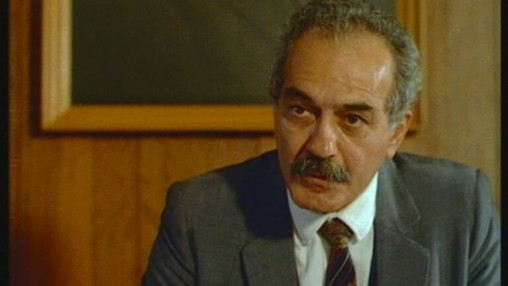Fikret Hakan kimdir ?