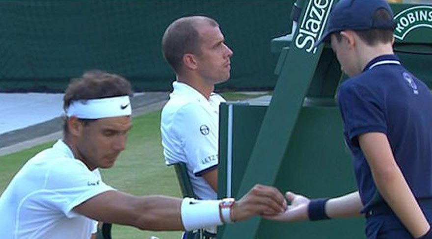 Nadal'a 'çöp' tepkisi !