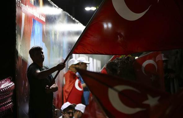 Tüm Türkiye nöbette !