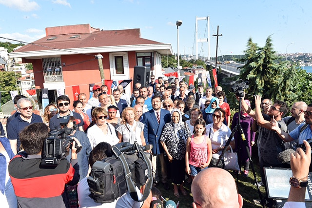 Beşiktaş Belediyesi'nden 15 Temmuz Demokrasi Anıtı
