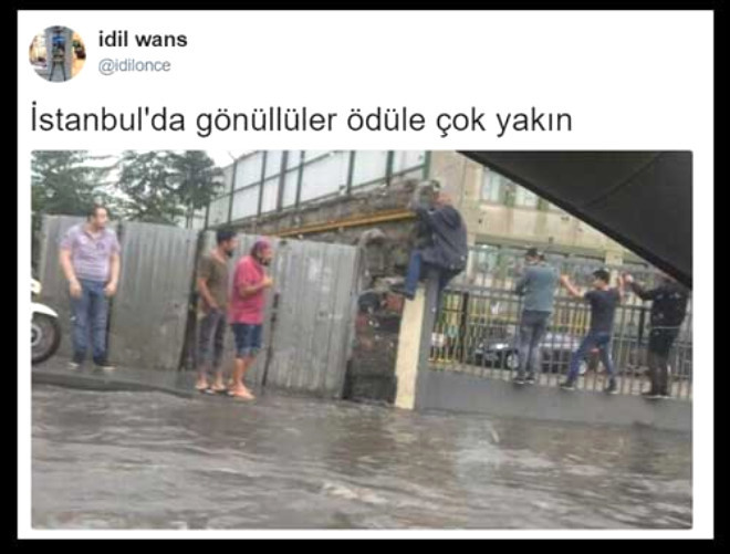 İstanbul'u sel vurdu, sosyal medya yıkıldı !