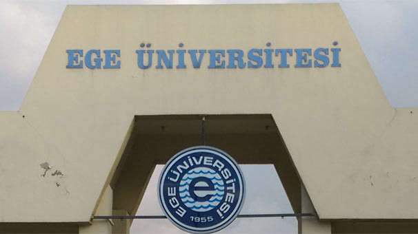 ''Bağış yap dersten geç'' diyen profesör başını yaktı