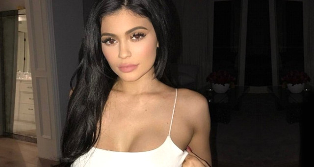 Kylie Jenner, 420 milyon dolar kazandı