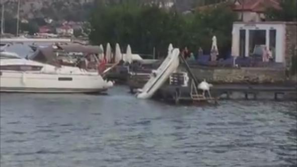 Marmaris'te korku dolu anlar ! Kaptan denize düşünce...
