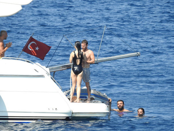 Ünlü çiftten kötü haber: Boşanıyorlar !