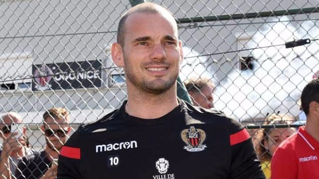 Napoli'den Sneijder açıklaması: ''Çok önemli değil''