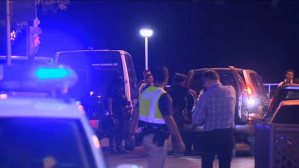 İspanya'da ikinci saldırı girişimi: 5 saldırgan öldürüldü