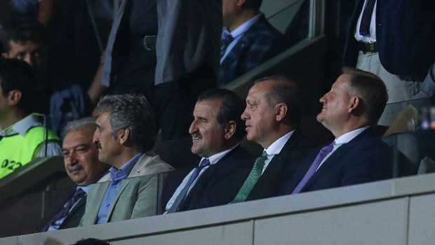 Cumhurbaşkanı Erdoğan Başakşehir'in maçında