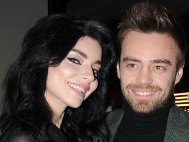 Eser Yenenler yine ''yuva yıkan adam'' oldu