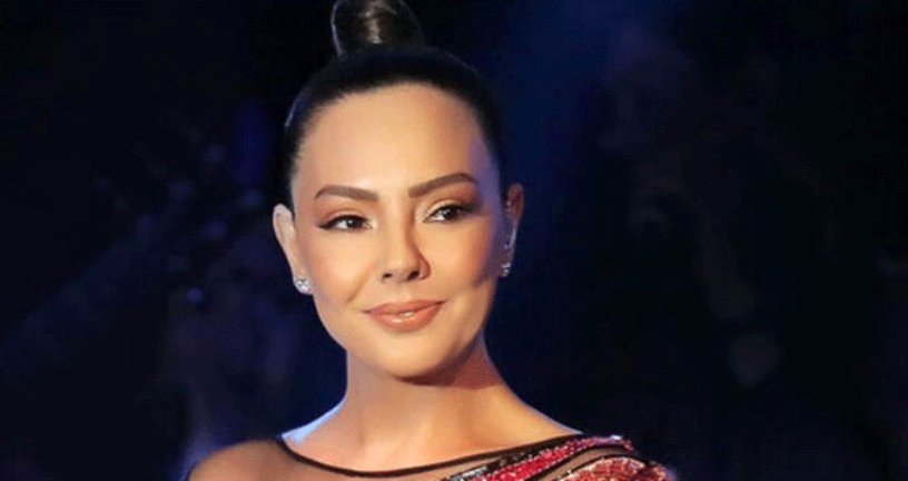 Ünlülerin makyajsız halleri