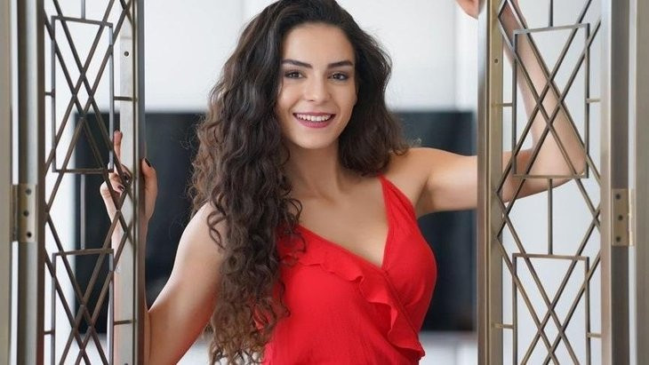Ünlülerin makyajsız halleri