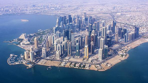 Bir ülke daha Katar'la ilişkilerini kesti