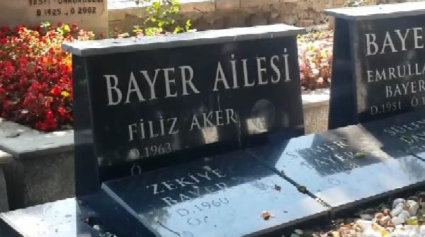İşte Filiz Aker'in yaptırdığı o mezar taşı