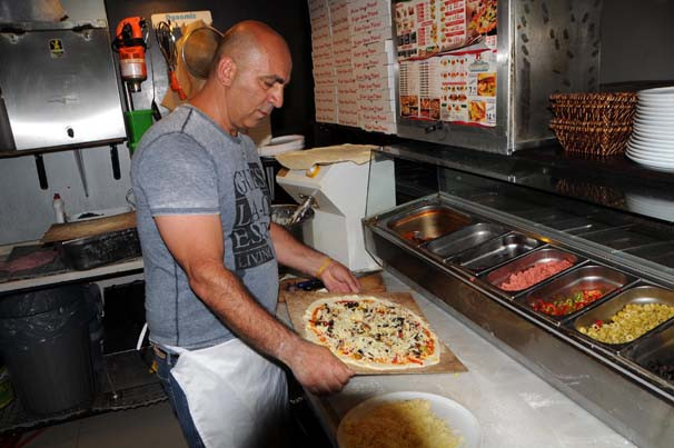 Kanada'nın ünlü pizzacısı Tunceli'ye tatile geldi - Resim: 2