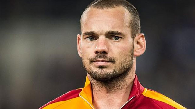 Sneijder kendine takım bulamadı !