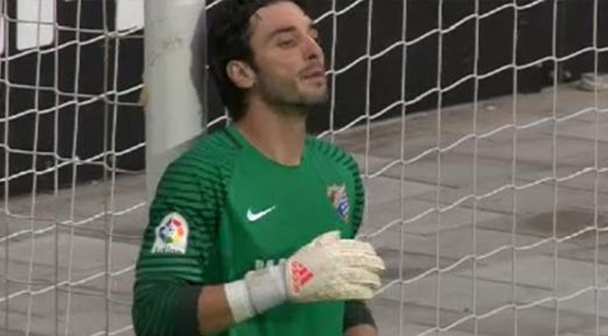 Cenk Gönen'in yediği gol Malaga'yı yaktı