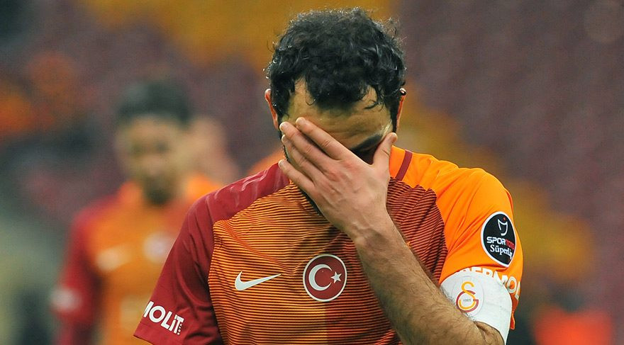 Galatasaray taraftarından Selçuk İnan'a gönderme