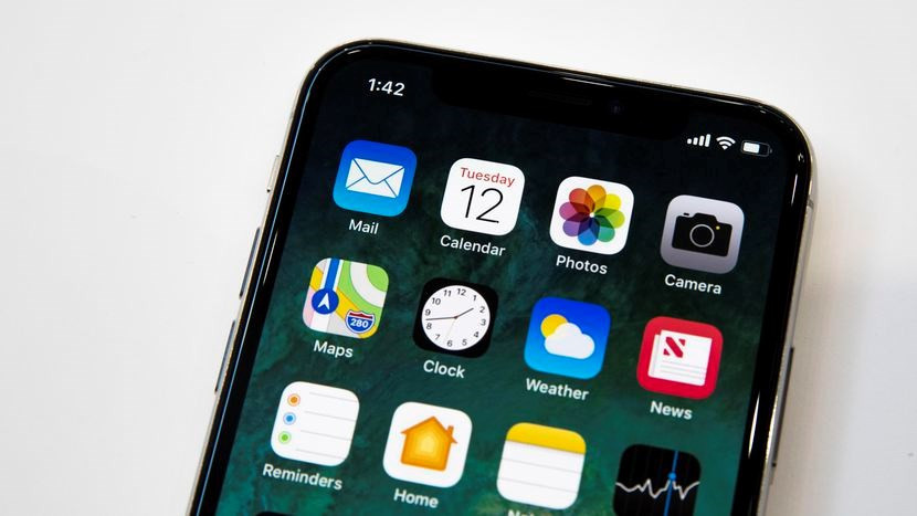 iPhone X, Samsung'un ana vatanında 3 dakikada tükendi