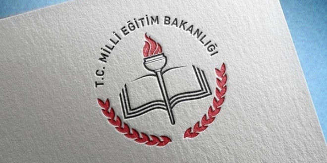 Öğrenciler dikkat ! MEB'den devamsızlıkla ilgili yeni düzenleme