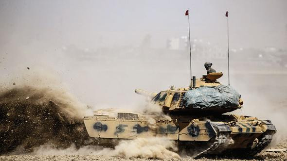 Tanklar Barzani'ye çevrildi