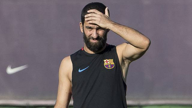 Arda Turan yine kadroda yok