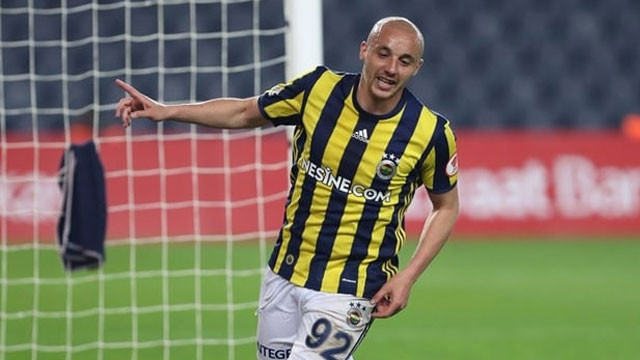 Aatif'tan alkışlanacak hareket !