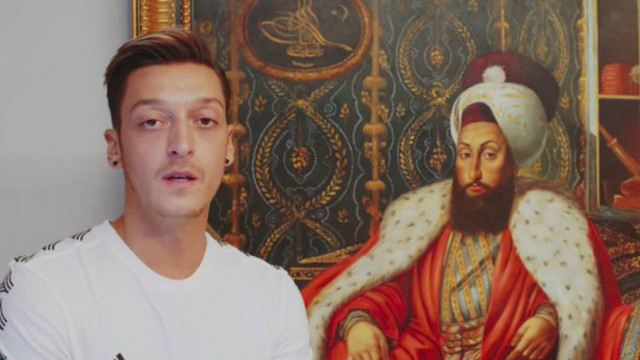 Mesut Özil'in gafı sosyal medyayı salladı