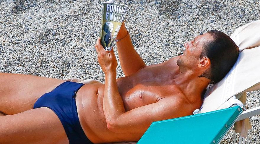 Conte İngilizce çalışıyor