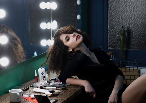 Nesrin Cavadzade: ''Sırtımda cetvel kırardı''