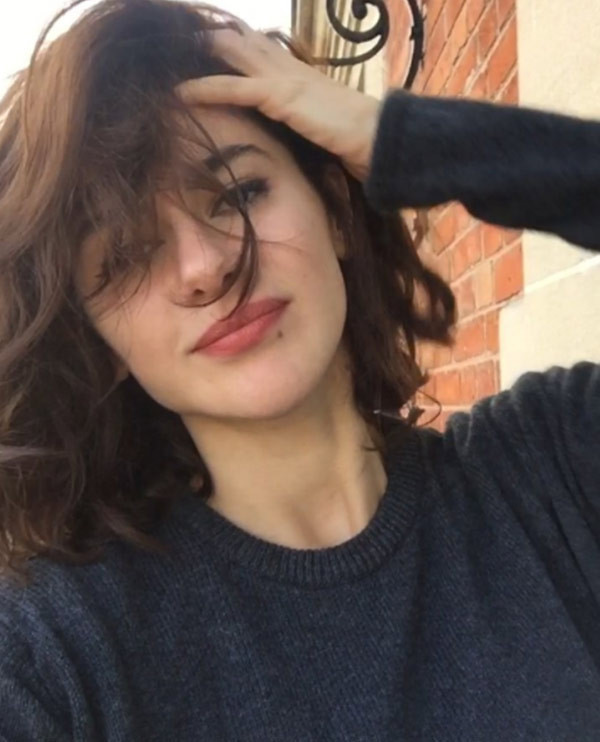 Nesrin Cavadzade: ''Sırtımda cetvel kırardı''