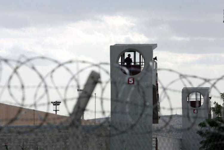 Tutuklu HDP'liler açlık grevine başladı