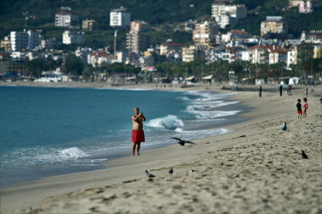 Alanya’ya yaz erken geldi