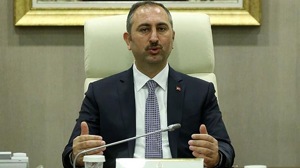 Bakan Gül: ''Asla yalnız yürütmeyiz''