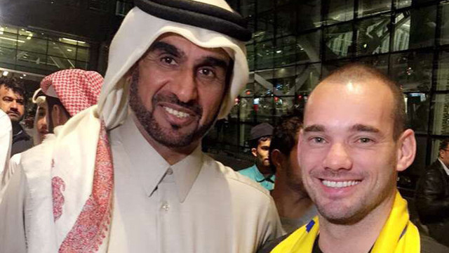 Sneijder resmen Katar'da !
